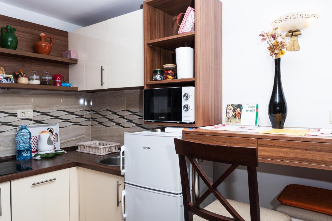בודווה Apartmani Kamena Ruza מראה חיצוני תמונה